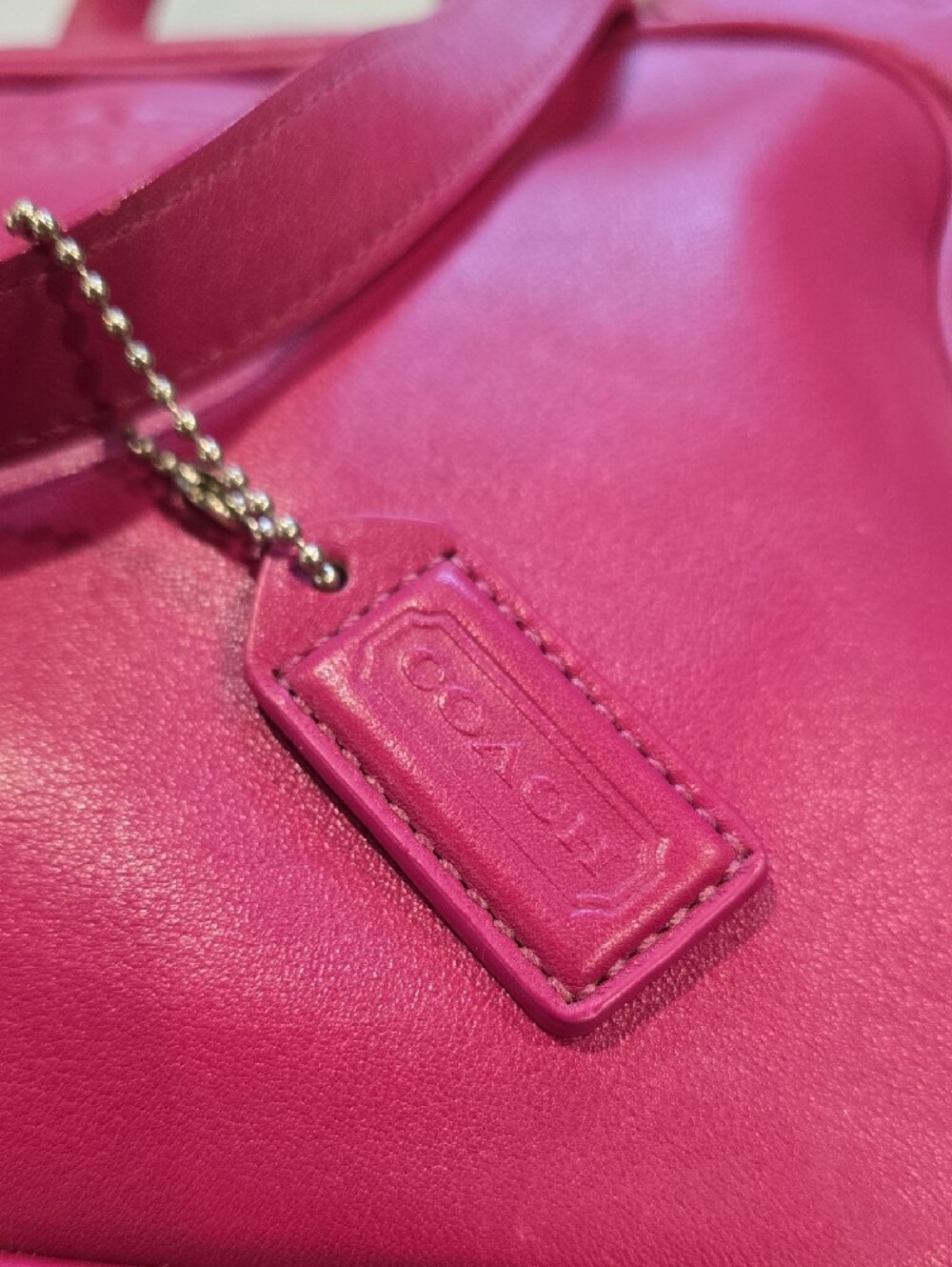 Coach Hot Pink Leather Tote Toiletries Cosmetic Y2K Rare Vintage Matching SET! - Picture 2 of 16